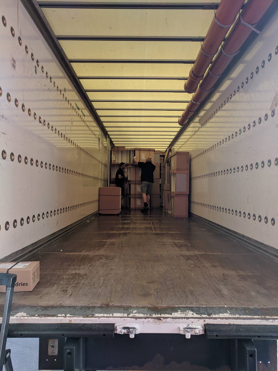 CandMkitchens's tweet photo. Busy morning receiving the first kitchens for @BrickworksCDF @PortabellaUK @Intelle_Con https://t.co/3gDLzWpDL8