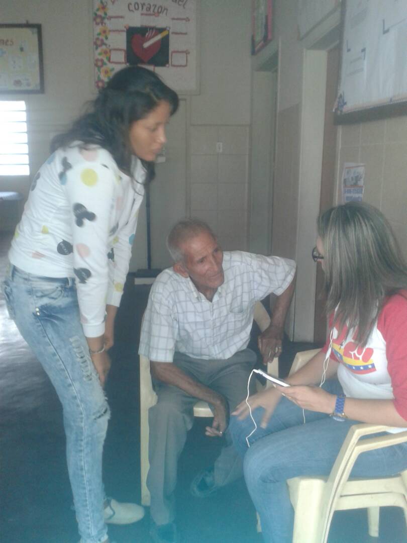 AlcaldiaObispos's tweet photo. @MSomosVen ATENDIENDO AL PUEBLO OBISPEÑO. DANDO AMOR PARA RECIBIR MAS AMOR https://t.co/4cfx60szE8