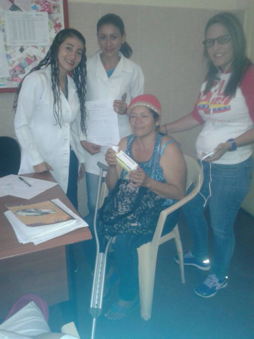 AlcaldiaObispos's tweet photo. @MSomosVen ATENDIENDO AL PUEBLO OBISPEÑO. DANDO AMOR PARA RECIBIR MAS AMOR https://t.co/4cfx60szE8