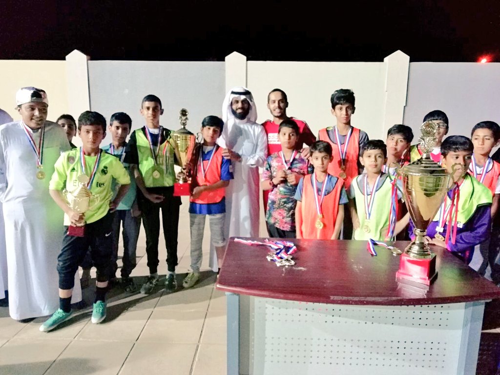 NamaArar's tweet photo. ختام دوري كرة القدم في نادي نماء وتكريم الفائزين في الأنشطة الرياضية والجميع فائز في نادي نماء https://t.co/BQuqyL0r8B