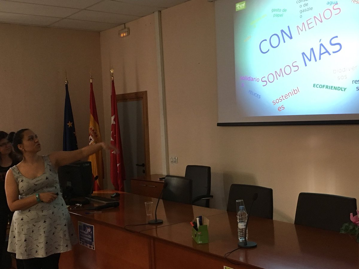 aromeroa's tweet photo. #EscuelasSostenibles Fase III se despiden tras tres años d trabajo,ideando proyectos,exponiendo logros,compartiendo ilusiones #AmbientalCRIF https://t.co/UwsnPMEcBZ