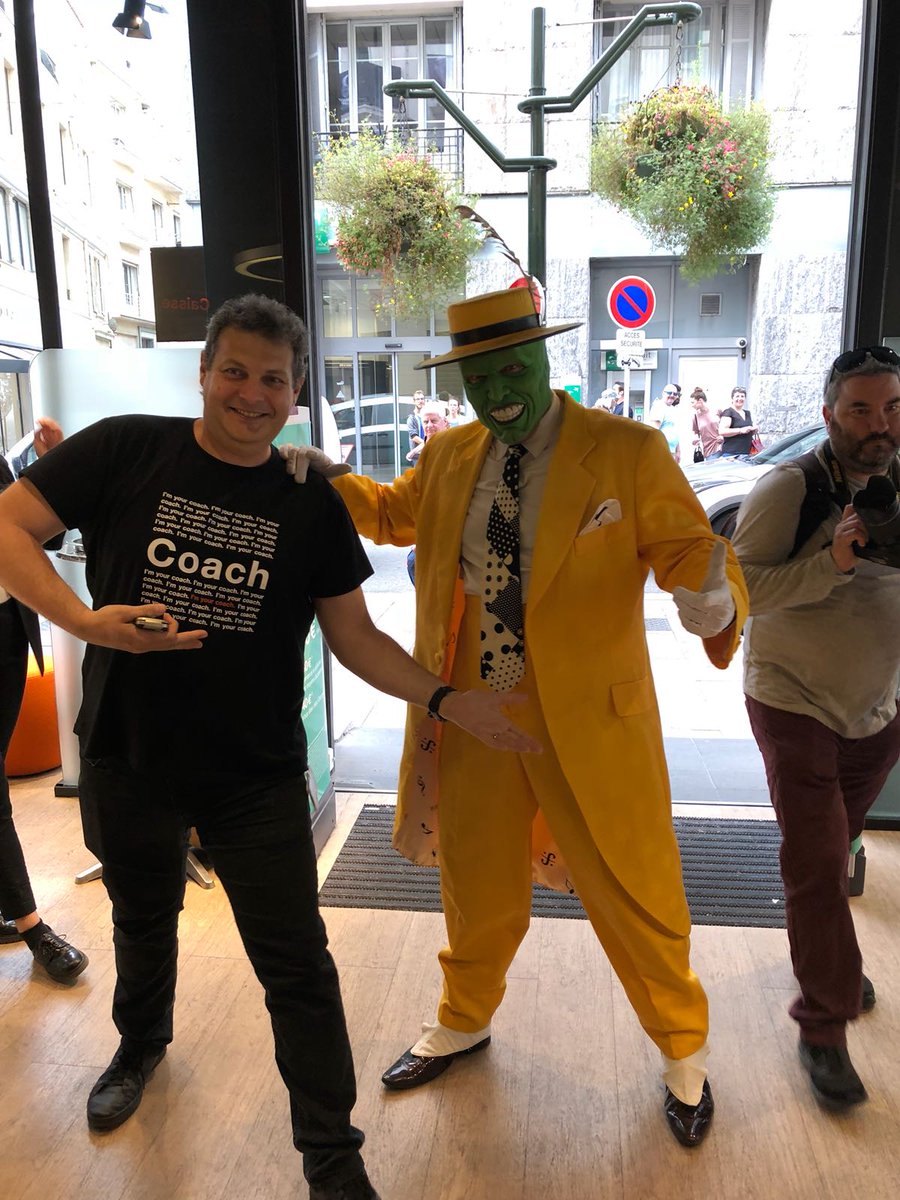 Eman062000's tweet image. A la boutique, venez comme vous êtes...