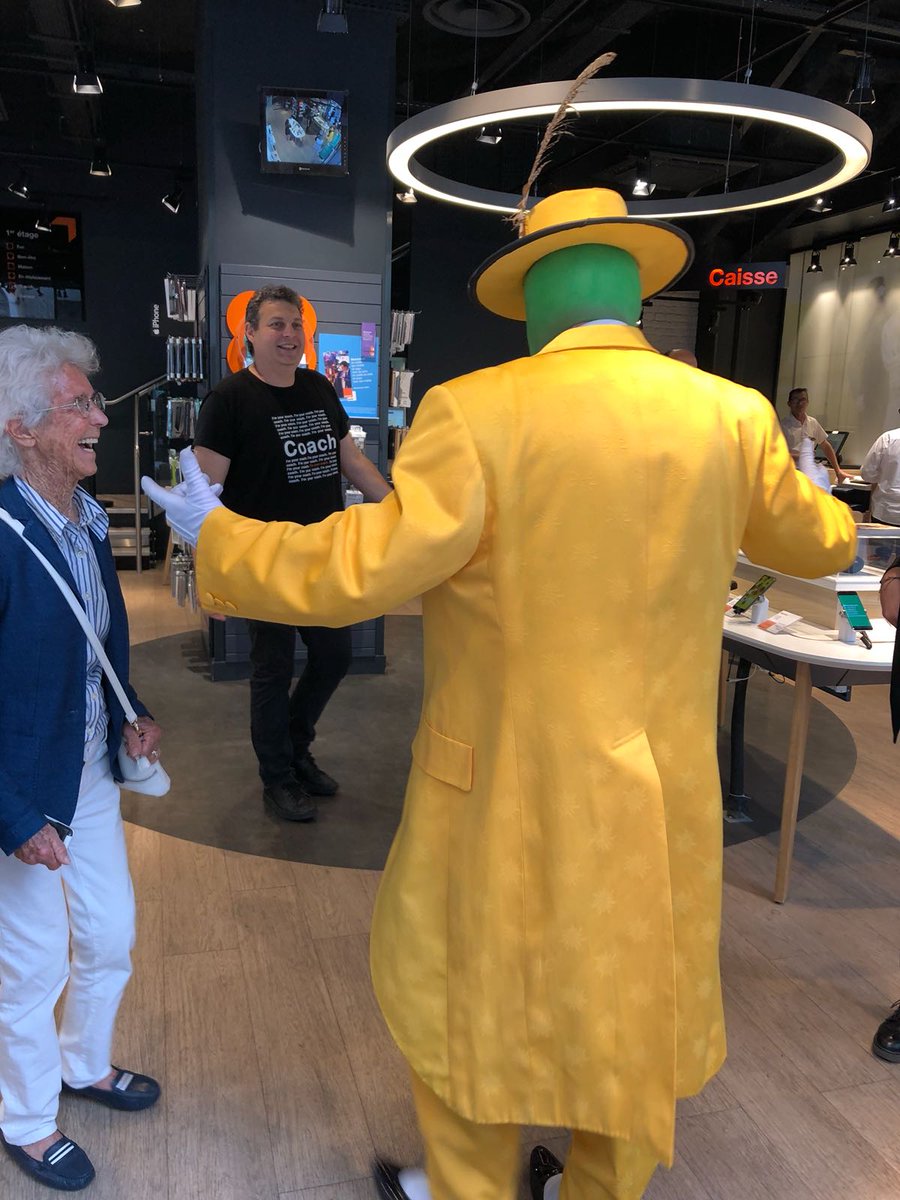 Eman062000's tweet image. A la boutique, venez comme vous êtes...