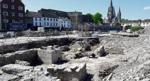 CorkViking's tweet photo. The foundations of St Laurence’s Church being excavated last year, with the 1600s Elizabeth Fort and the 1879 St Fin Barre’s Cathedral in the background. 

Picture: Maurice F. Hurley https://t.co/iEZpKWjjYa