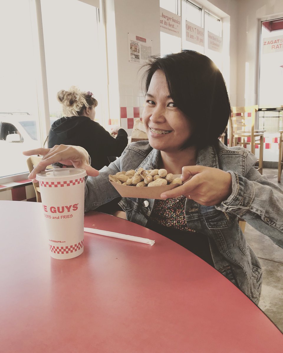 PINAYprincessa tweet media