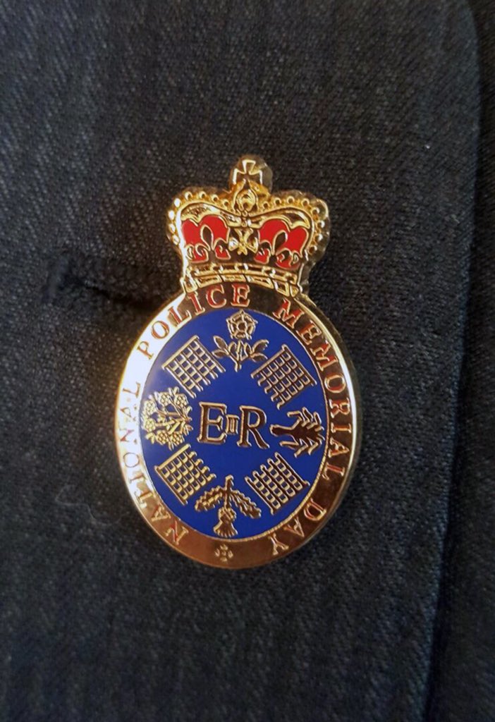 Insignia Online On Twitter Scotland Yard National Police Memorial Day Mini Badge Https T Co Tsyjsipxcs Police Police Policia Policianacional Guardiacivil Insignia Badge Policiademadridbajominimos Policiademadridbajominimos Https T