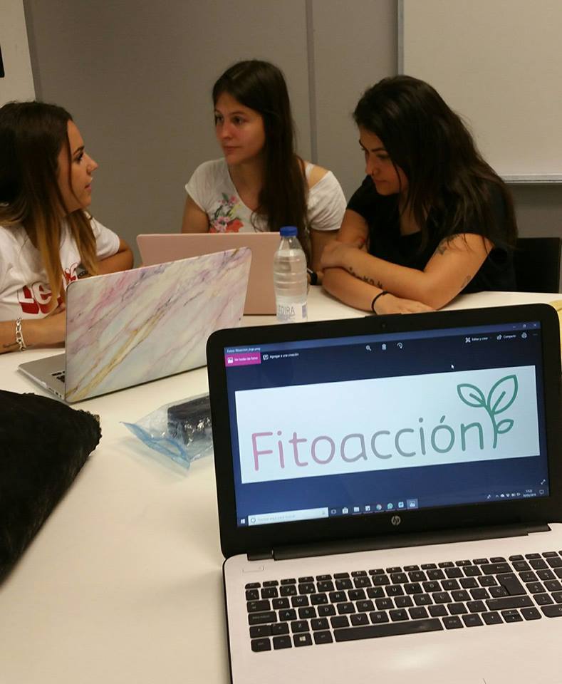Las grandes ideas tienen comienzos pequeños.
Trabajando en la final del XIII Concurso de Ideas de Negocios de la Universidad de Sevilla.

#fitoaccion
#startup 
#emprendimiento