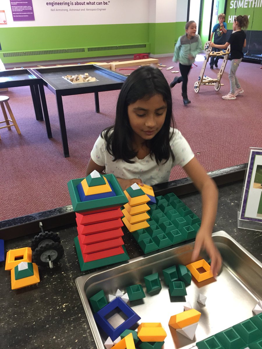 MollyLietzau's tweet photo. Forest Elementary second graders exploring, creating and enjoying time at the Works Museum! https://t.co/jtO2IdlgNk