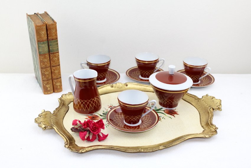 VINTAGE4MOMS's tweet photo. Mid Century Freiberg Porcelain Tea Set Servier 14 by Vintage4Moms https://t.co/5qUVS0a49A via @Etsy https://t.co/n0NuHZQHfv
