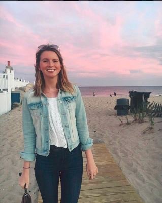 StonehillServes's tweet photo. Congratulations to Julia Holland '18 on her placement with the Stonehill Service Corps, Dominican Republic! There are many service programs still accepting applications, email Kris Silva ksilva@stonehill.edu or book an appt. through Handshake. @stonehill_info @Stonehill2018 https://t.co/lM5JDY9m1p