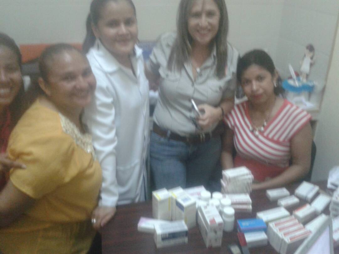 AlcaldiaObispos's tweet photo. @MSomosVen REALIZA DOTACIÓN DE MEDICAMENTOS AL CENTRO DIAGNOSTICO INTEGRAL VIRGEN DEL REAL GRACIAS AL APOYO DE 0800 SALUD YA Y GOBIERNO MUNICIPAL Y  ESTATAL https://t.co/ubj0t6RJuX