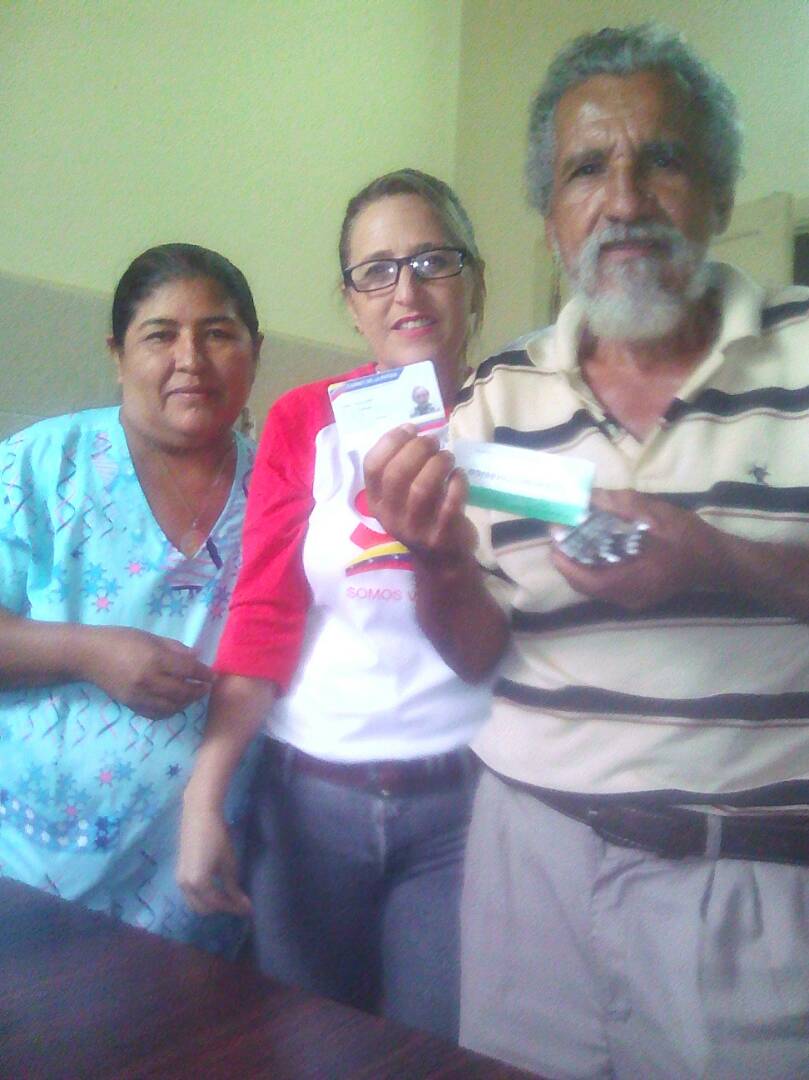 AlcaldiaObispos's tweet photo. @MSomosVen REALIZA DOTACIÓN DE MEDICAMENTOS AL CENTRO DIAGNOSTICO INTEGRAL VIRGEN DEL REAL GRACIAS AL APOYO DE 0800 SALUD YA Y GOBIERNO MUNICIPAL Y  ESTATAL https://t.co/ubj0t6RJuX