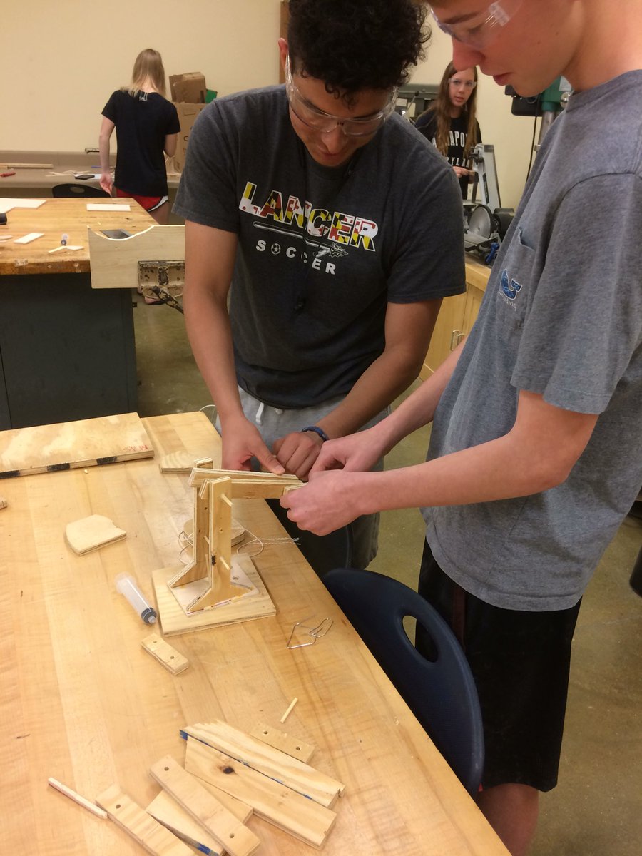 therealmrrudd's tweet photo. FOT students fabricating their hydraulic powered robotic arms and preparing them for battle. #fcpscte https://t.co/ynpADI2mka