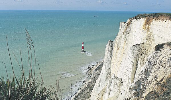 Sunrise_Direct's tweet photo. Escape to the sunny south coast for 7 days, and explore the Sussex coast, Cinque Ports, the South Downs and much more https://t.co/eUQboyttEj #GreatValue #CheapBreak https://t.co/pLmPGJmSgw