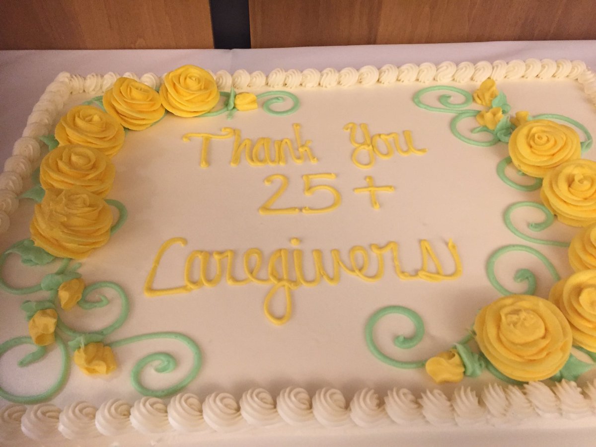 npnpnp's tweet photo. Corporate team members celebrating 25 plus years with Aurora.  Great stories and amazing people.  #AdvocateAurora #ThisIsAurora https://t.co/kjaZIEtTjZ