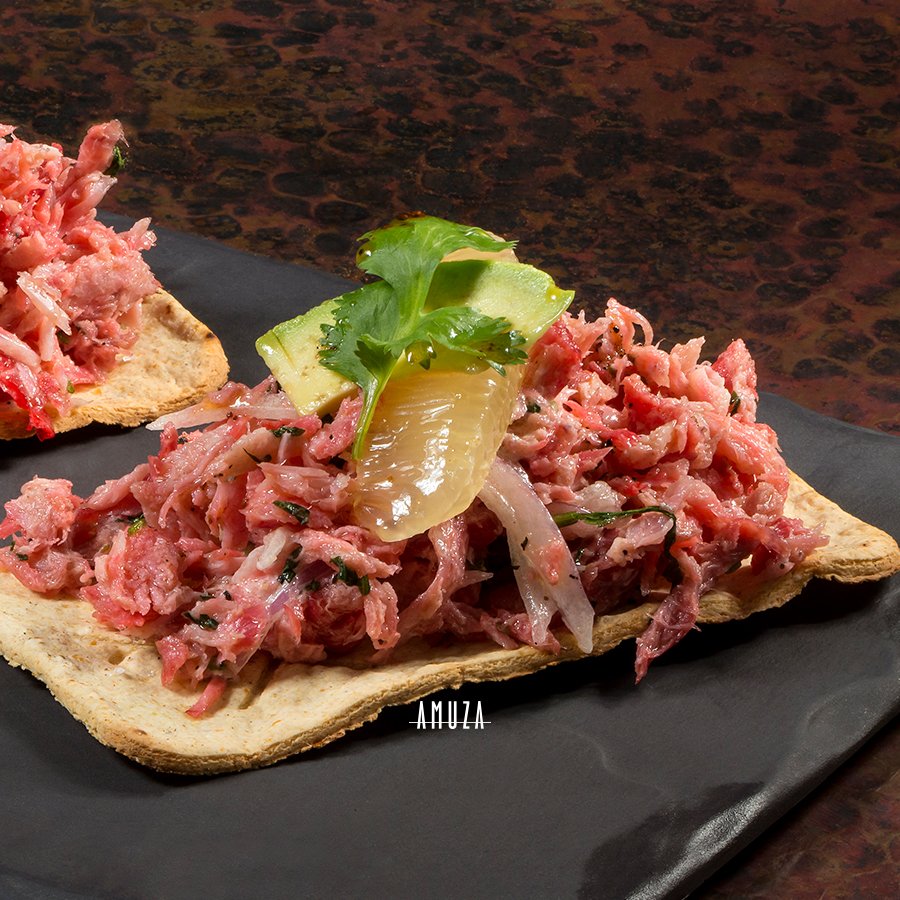 spassomid's tweet photo. T U N A    T A R T A R
Fresh and tasty. With an exquisit combination of red onion and lemon.

#amuza #delicious #tasty #fun #friends #merida https://t.co/naJh6cw9ZE