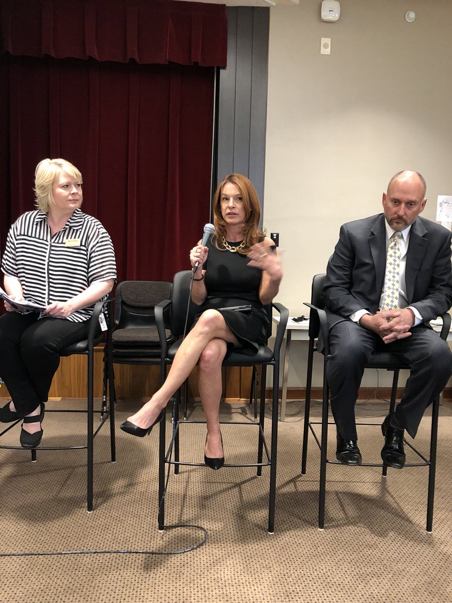 NDSLmarysoucie's tweet photo. State Supt @KirstenBaesler presenting on @DougBurgum transforming education initiative to a group of leaders from across exec, leg and judicial branches #transformND #NDLibraries #ndlibchat @NDStateLibrary @NDDPI https://t.co/kuNZ8JfgN6