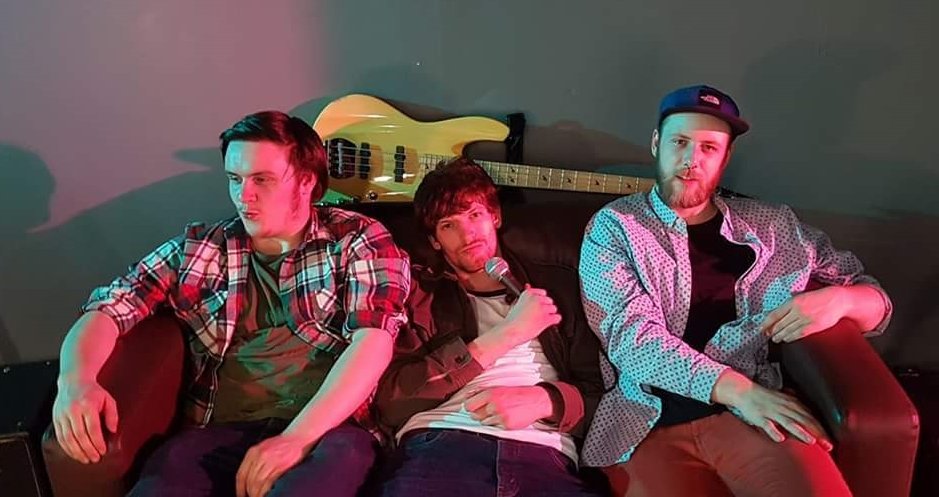 graywolfmp's tweet image. Local Psych Rock band on the hunt for new drummer. graywolfrecords.wordpress.com/2018/05/10/loc…