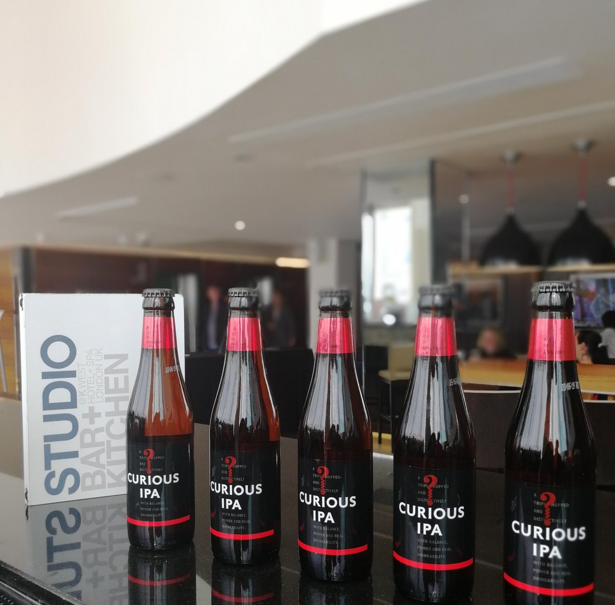 kwesthotel's tweet image. We've teamed up with our friends at @curiousbrewery to host an evening of the finest IPA Beer tasting. And psstt, its free! See you in Studio Bar tonight from 6pm! 

#whatsoninlondon #Londonbars #Thursdayevents #freeevents #Londonforfree