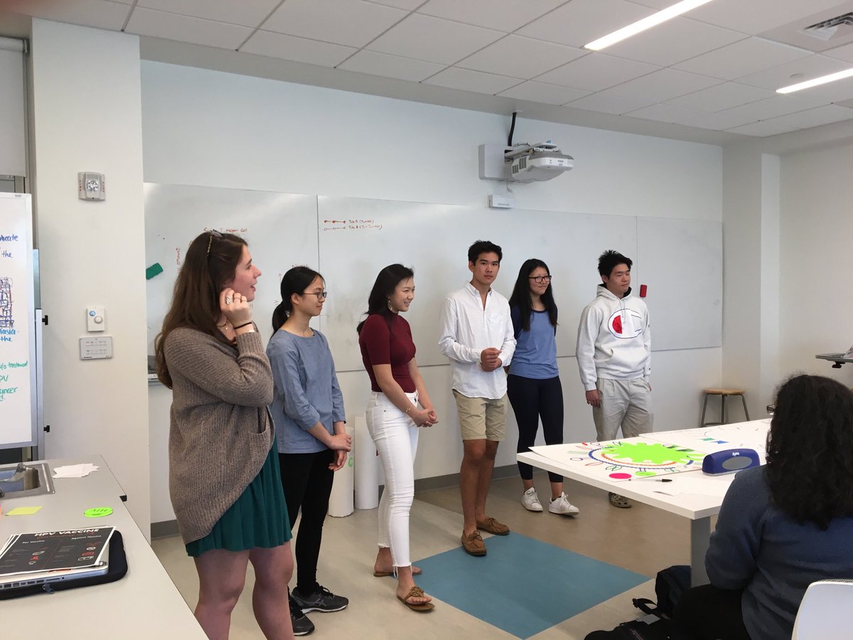StMarksCenter's tweet photo. Talking about #PBL process &amp; teamwork w/ Adv Bio students who assigned their own homework based on this question: “What do we need to learn tonight to drive our conversation tomorrow?” #smlearns @Kberndt71 @StMarksCenter https://t.co/mfgv5Ujm6D