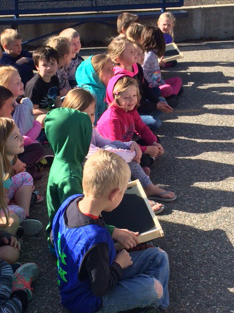 CHARGERSDE's tweet photo. More photos from the kindergarten beekeeper presentation. #WeRDC #DasselRocks https://t.co/5tjJKy3NOP