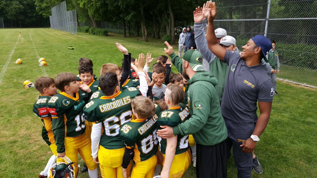 CCrocodiles's tweet photo. Ergebnisse des Turniertages der U10 in Bocklemünd.
Cologne Crocodiles vs Bonn Gamecocks 16:0
Düsseldorf Panther vs Essen Cardinal/Neuss Legions 39:6
Cologne Crocodiles vs Düsseldorf Panther 0:32
Cardinal/Legions vs Bonn Gamecocks 14:34
#SmallButDangerous #PlaySmart https://t.co/8C7qOs6nX6