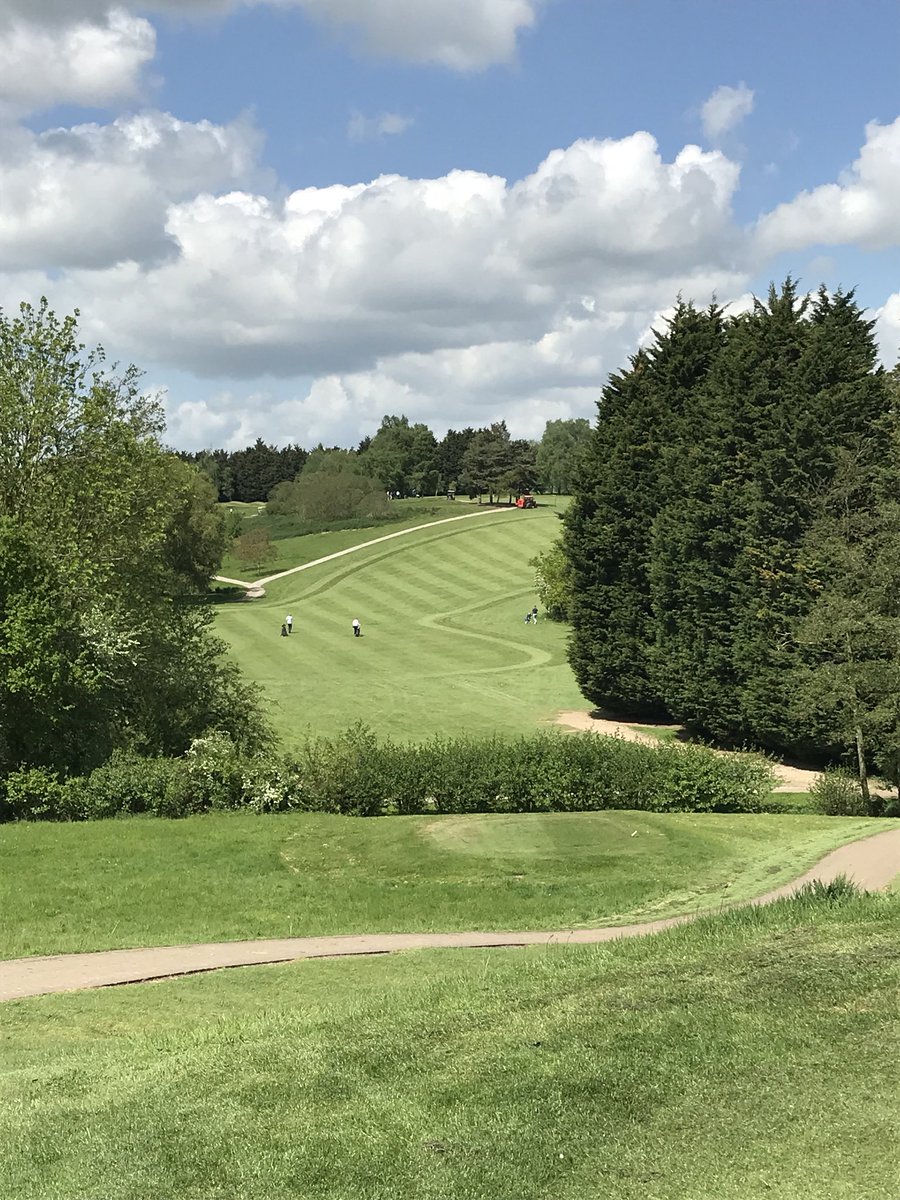 SryanKE's tweet photo. Great day at the @Craft_Guild golf day at @SbNHotel Thank you @ElectroluxProUK @chefstevewooly 

That hole looks like.... https://t.co/SQGdBC3TGs