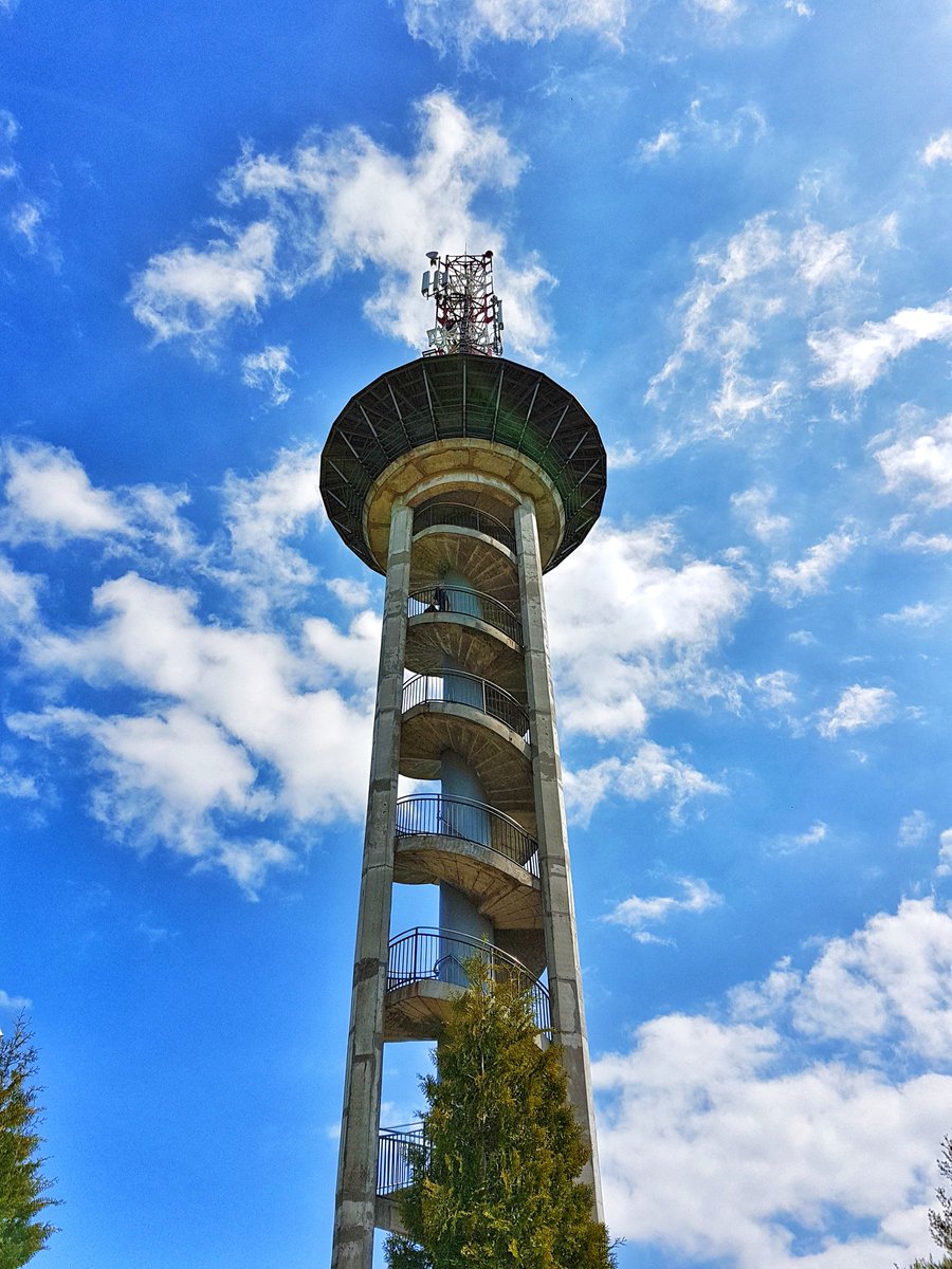 gogdynia's tweet photo. #milegopopoludnia 😊 #gogdynia #visitgdynia #maj #kolibki #wieza #widokowa #wiosna #springtime #tower #sky #photooftheday #samsung #sgs7 #popoludnie https://t.co/zYYPkTh59h