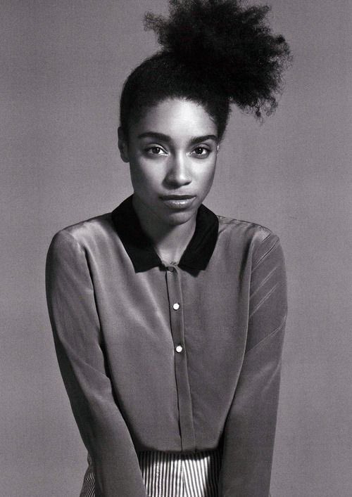 daljiyongi's tweet photo. 3. Lianne La Havas
💫 amazing amazing vocals it can melt you after the first note
💫 such a good song writer 
💫 her melodies have a strong but soft and elegant color 
i love her :( 
recs: unstoppable, gone, i say a little prayer https://t.co/mJldYbDmZU