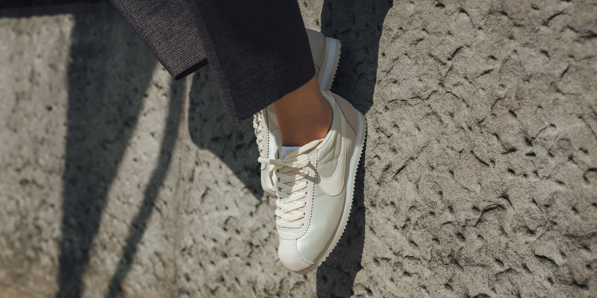 nike cortez fossil white