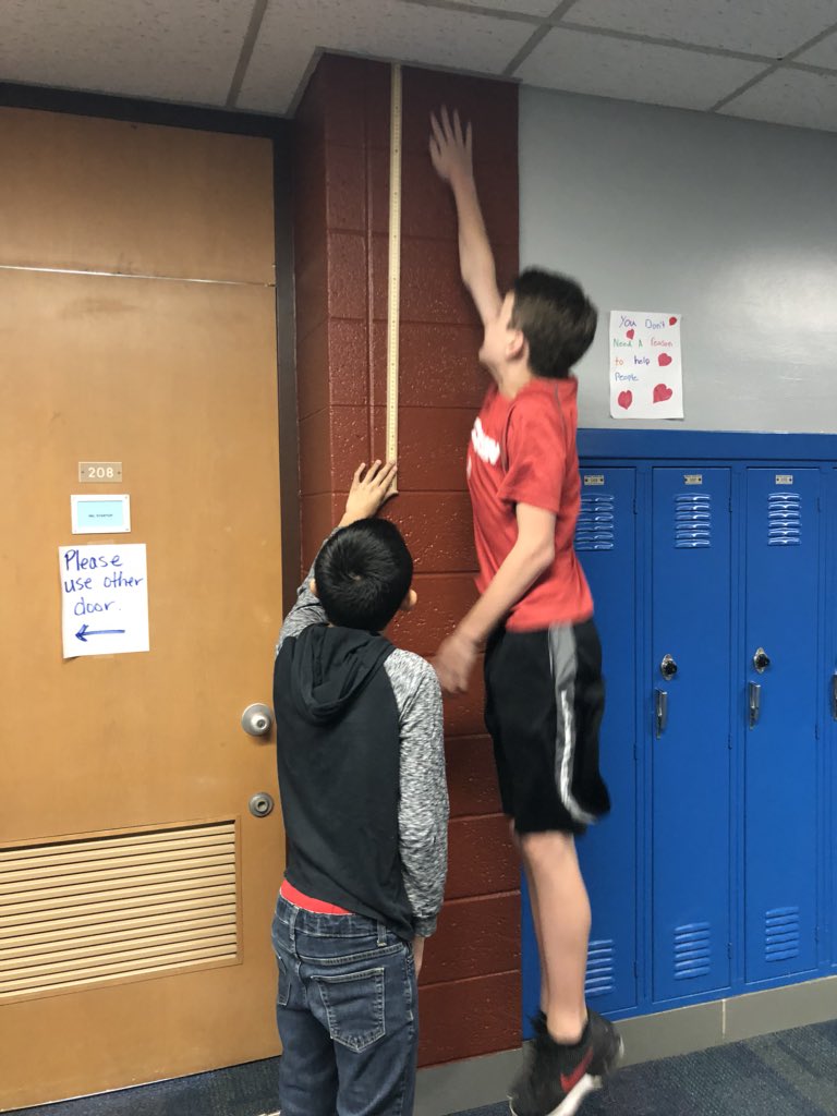 MsStartupFMS's tweet photo. As collecting and analyzing data! #engagedandempowered #Anumbersgamevft @DiscoveryEd @SDJanesville @FranklinSDJ @NFLPA @EAMaddenNFL https://t.co/6wMA4AYhrG
