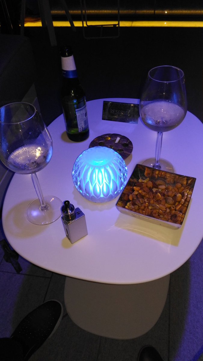 aim_intermed's tweet photo. Happy hour 😀 https://t.co/Izv9pjfcSs