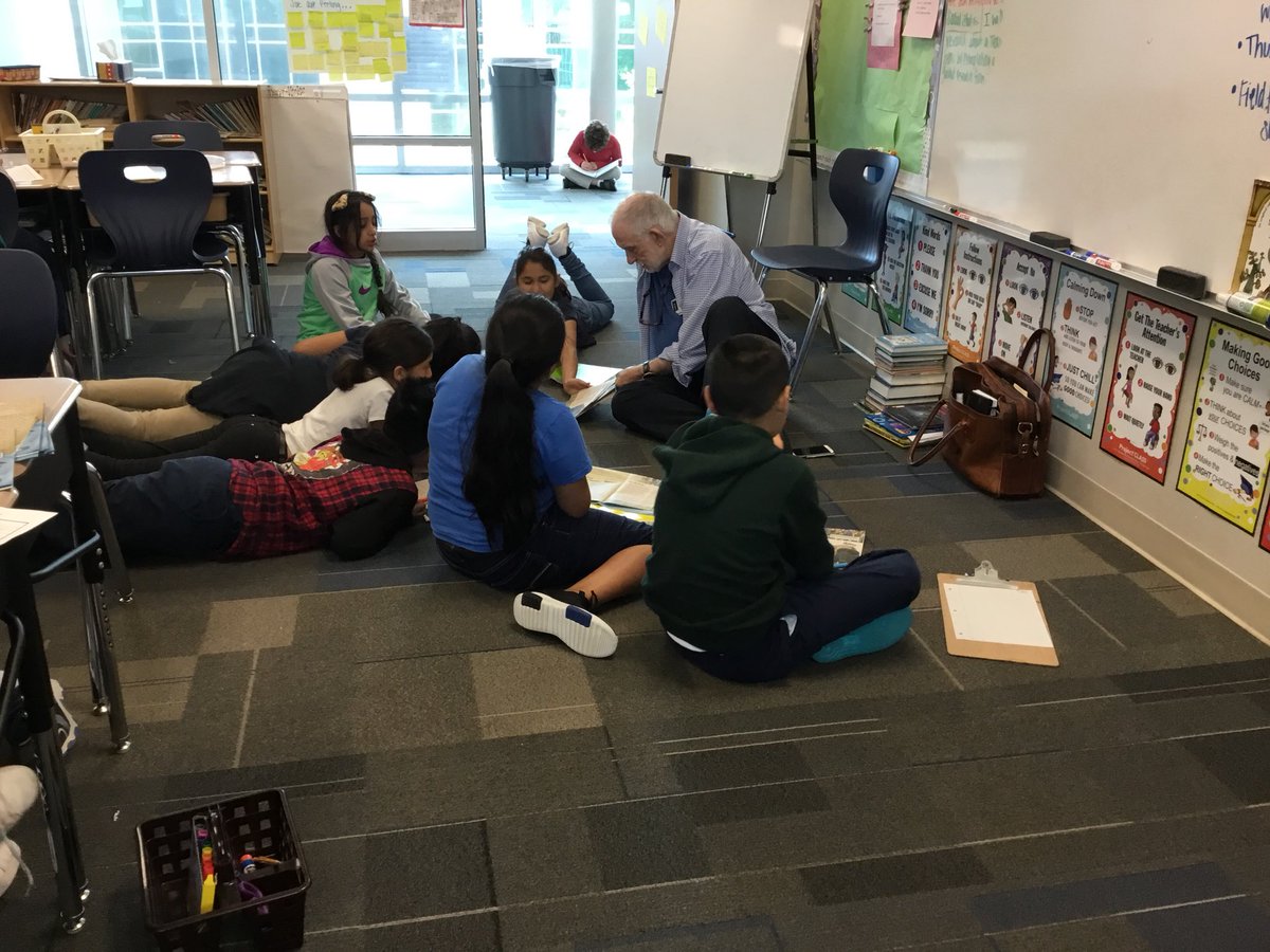 “Every great achiever is inspired by a great mentor”- Lailah Akita .   Thank you PSE Senior Buddy Mr. Bobbitt!!
#PSEEXPLORERS #BEAMENTOR #SENIORBUDDIES
