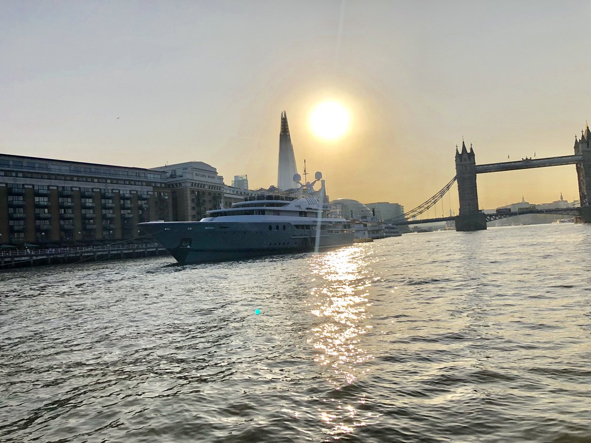 RulerCrewing's tweet photo. Another great trip on the #LADY-A for @RulerCrewing helping and working with the team onboard for a successful delivery up to #towerbridge for her stay on the #thames #superyacht #rulercrewing #crew #marine https://t.co/3xKUiIpF2u