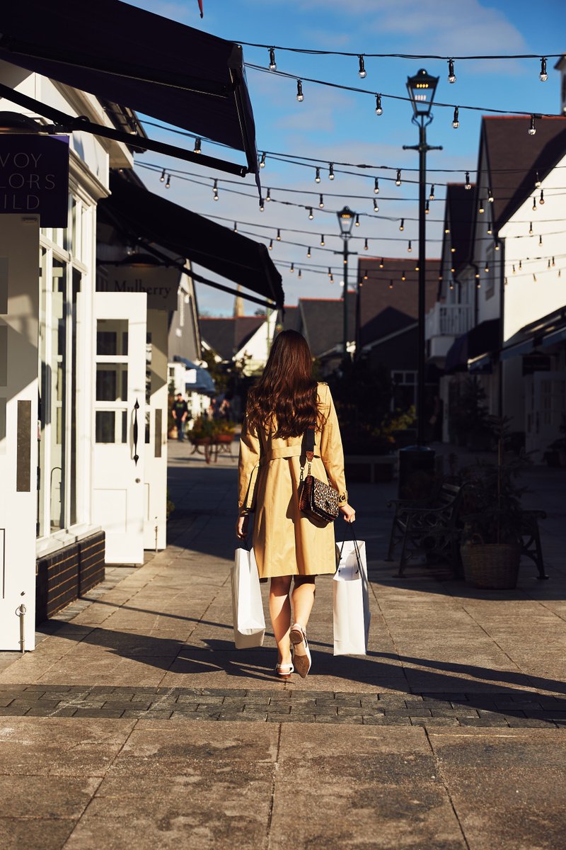 KildareVillage's tweet photo. Tomorrow is the last day to shop the Private sale and we're open again 10am-8pm! Plan your trip https://t.co/ra8JSj0wvT #Gettinghere #KildareVillage https://t.co/KgAhv5L8et