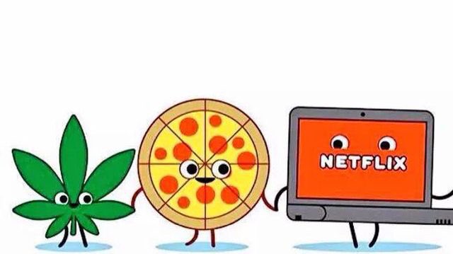 MMJDOCTORONLINE's tweet photo. Best squad ever😎 #pizza #weed #NetflixTH https://t.co/n64P779kvt