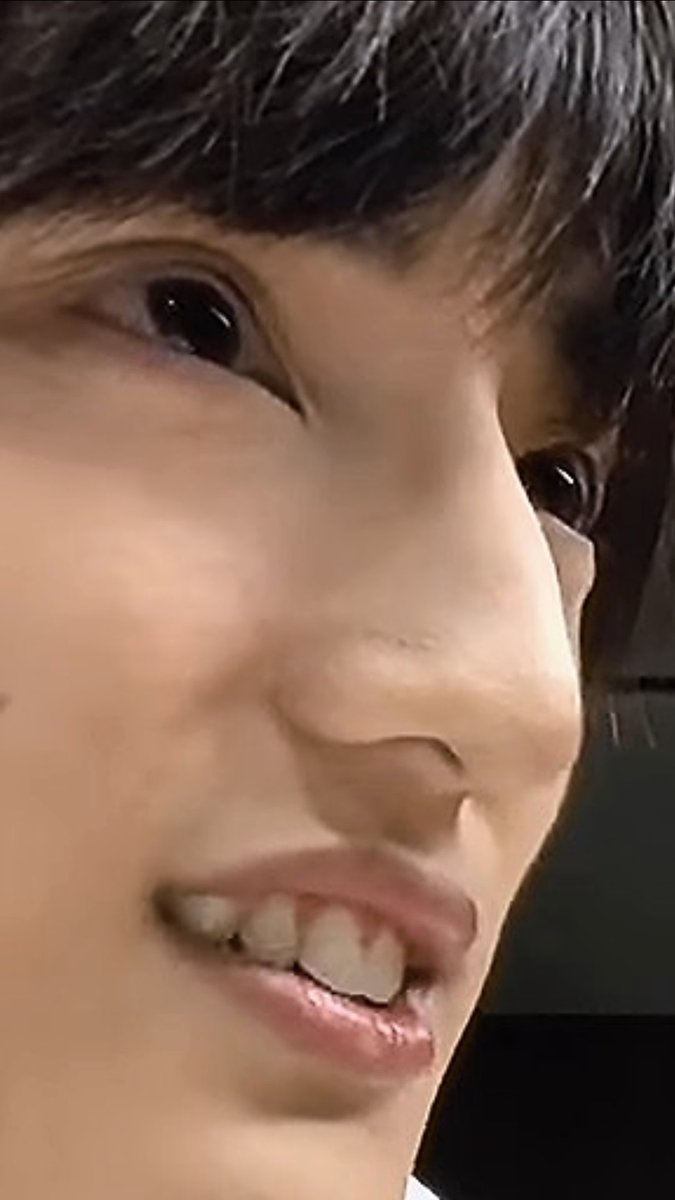 Ariel در توییتر つーか 肌キレイすぎ 毛穴が見えない 陶器のような透き通ったお肌 う 美しい