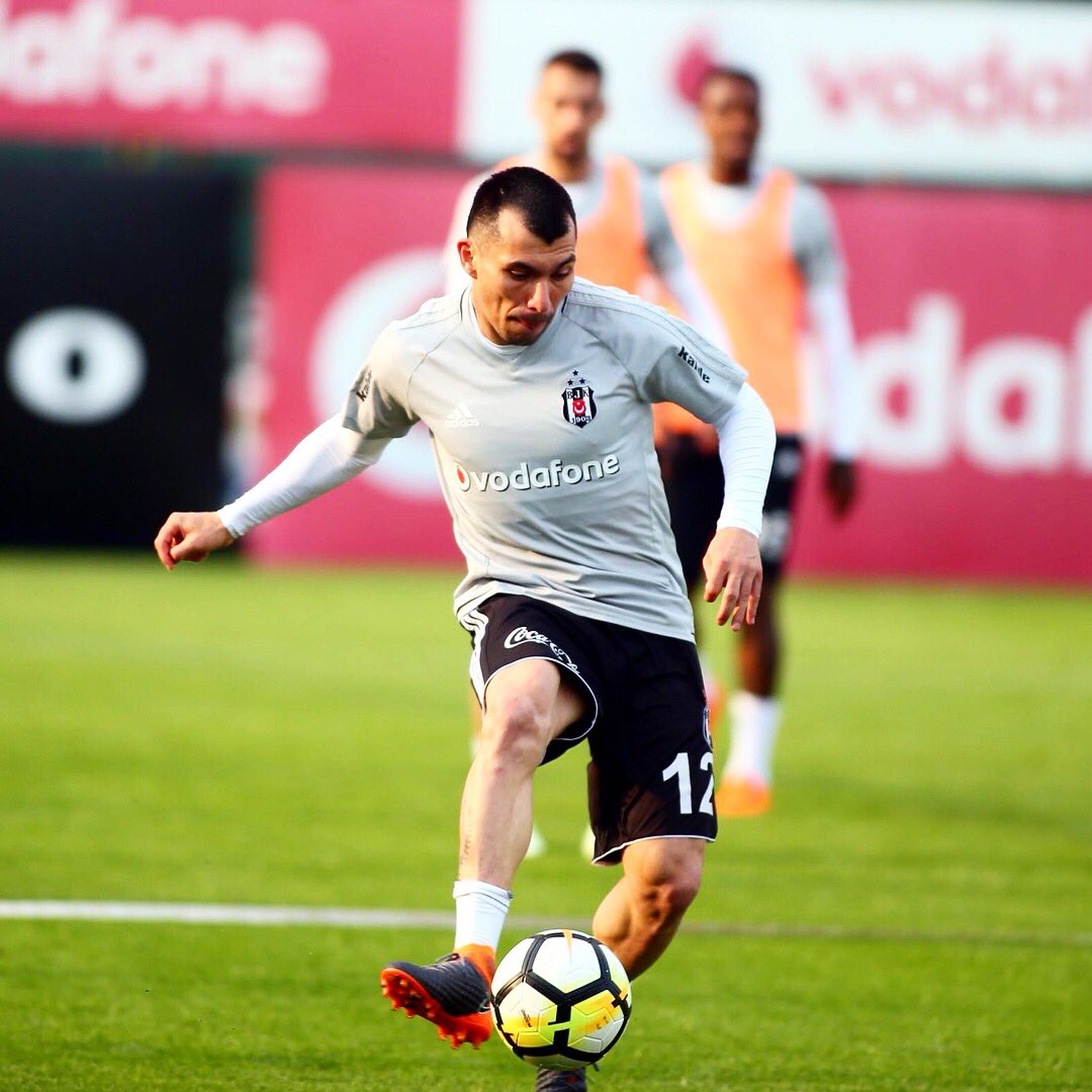 Besiktas's tweet photo. Beşiktaşımız, Spor Toto Süper Lig'de Osmanlıspor ile oynayacağı maçın hazırlıklarına başladı.
#Beşiktaş https://t.co/9AX9zbkMbu