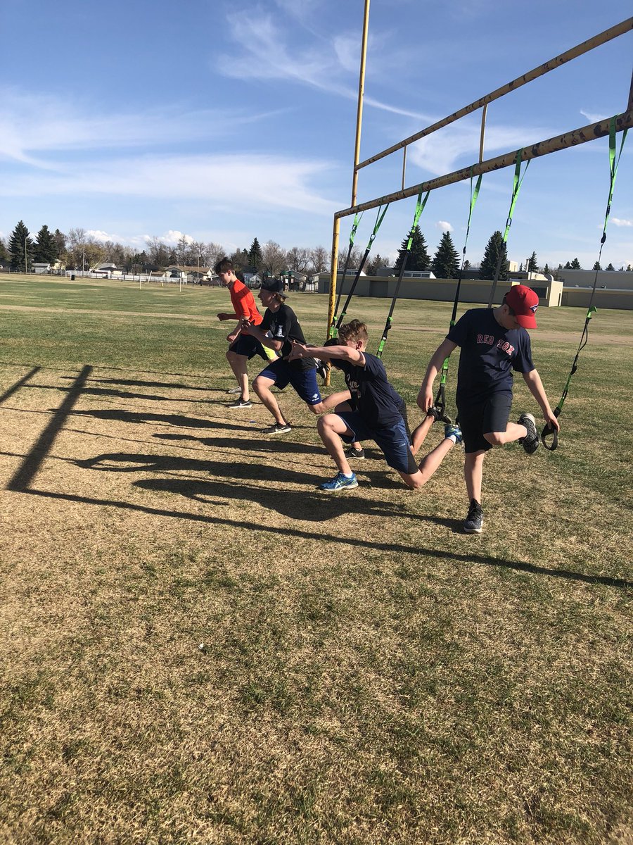 buffmom77's tweet photo. Sometimes the most awkward exercises give you the most benefit! Love every minute training these young men!! #corestabilty #strength #getuncomfortable #bodyuniquefitness #fortsask https://t.co/eM9utZZBZg