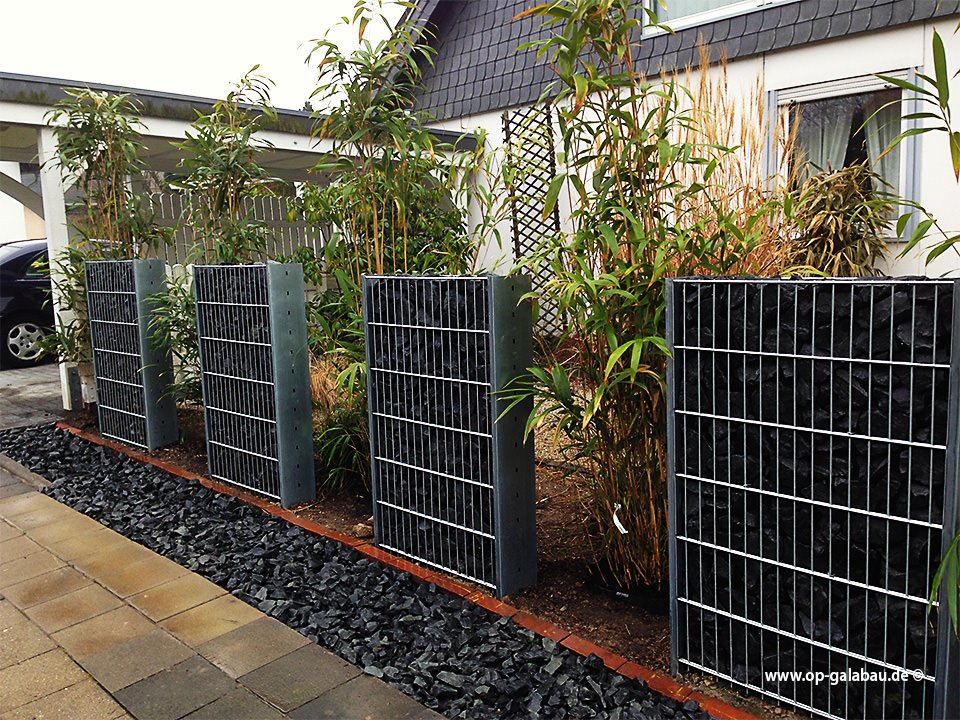 Interessante Gabionen Anordnung! - mehr auf op-galabau.de #fence #garden #inspiration