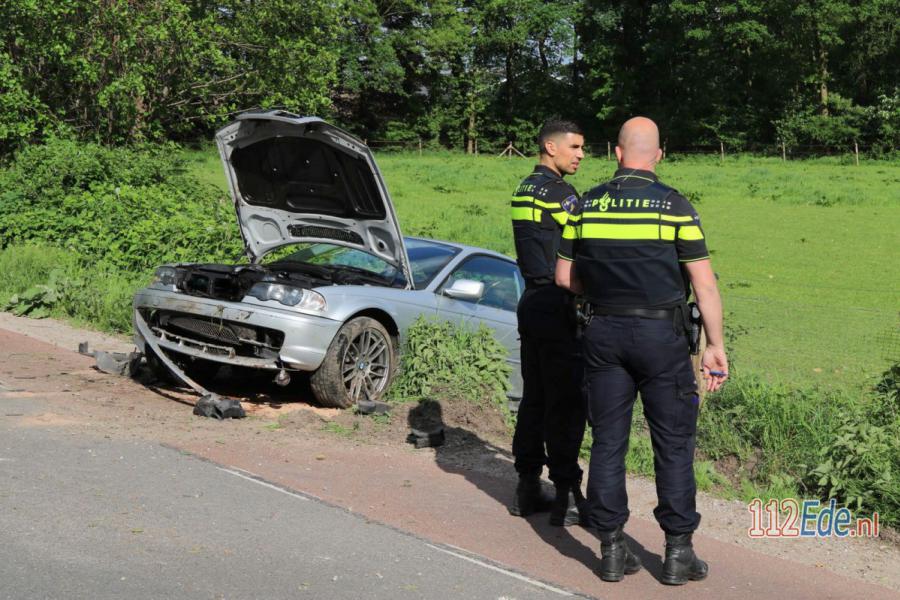 🚨 BMW in de sloot bij eenzijdig ongeval in #Lunteren 112.press/QSQLXg 112Ede https://t.co/pCj3efbKMk