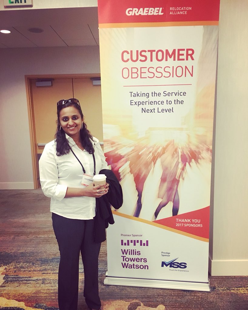 aakanksha_85's tweet photo. Happiest when I am attending my industry conventions ! Throwback to an insightful @GraebelRelo conference last October .
#lifeofamover #throwbackthursday #denver #usdiaries #lastoctober #industryconvention #movingindustry #relocations #relocationsindustry https://t.co/FMquH86ITn