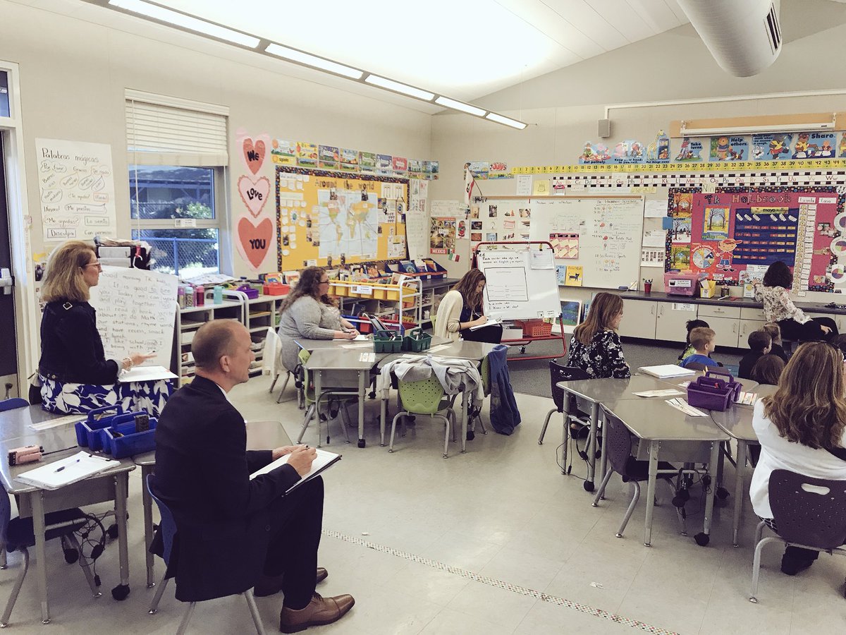 HolbrookMDUSD's tweet photo. Bienvenido @JoseMedinaJr89 and @MtDiabloUSD DL Administrators to our #HOLAfamilia @beatriz_rac @mika_phinney @MaestraVizcay @BancroftTWDI @ShoreAcresMDUSD @CambridgeASP @BelAirBears1 @MeadowHomesElem @YVEEaglesVP https://t.co/tURShgLQUX