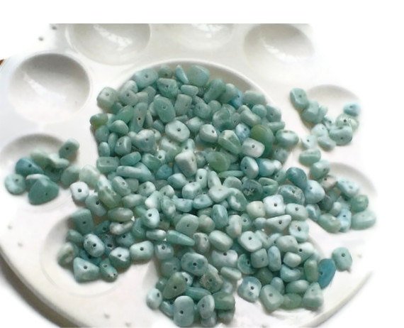 DRLounge's tweet photo. Excited to share the latest addition to my #etsy shop: Larimar beads Larimar nuggest 4 inches strand tiny beads great for earrings https://t.co/ZitmdCRcxY #supplies #larimar #jewelryproject #larimarnuggets #skyblue #larimarjewelry #larimarbeads #bluelarimarbeads #beads https://t.co/hmN9SaChxS