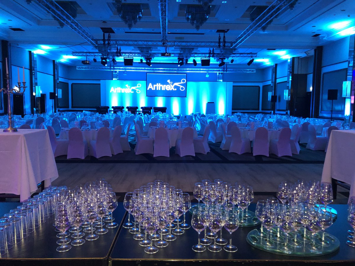 BlasselE's tweet photo. Ready for the #Arthrex FirePlace Talks at #Esska2018 ! https://t.co/wVar7JAJq3