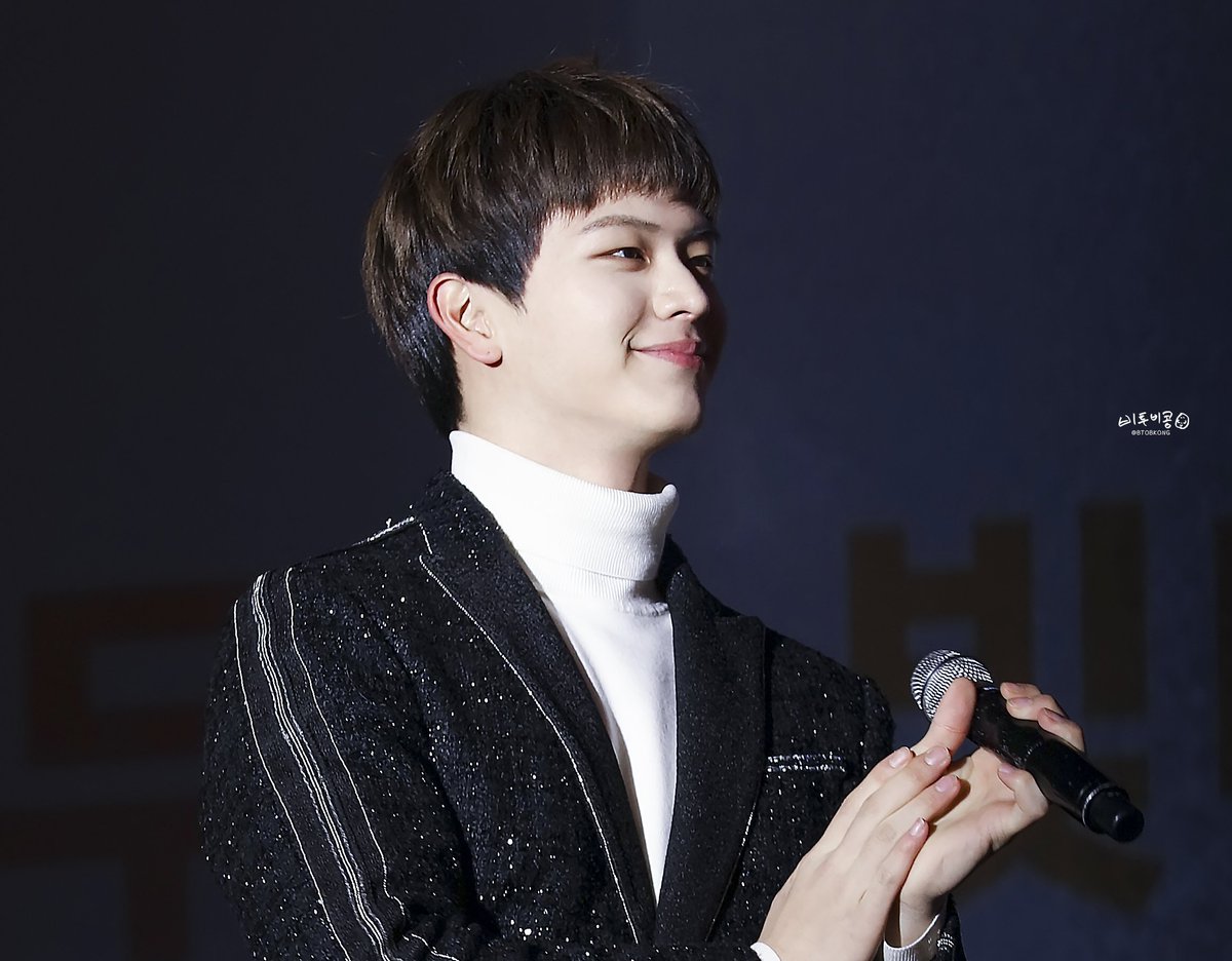 180113 평창 동계올림픽 성화봉송 축하무대 #성재 ( <a href="/BTOB_6SJ/">육성재</a> )

열시미 횽아들 응원하는 6살 어린이 😆

#육성재 #비투비 #BTOB