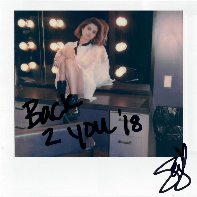 lullabyarcana's tweet photo. Thank you so much for this excellent song. You've always been an inspiration to people. I'm proud of you. I will continue to love you forever. This return made us all crazy. Thanks for everything. This day is very special to me
#BackToYouTONIGHT https://t.co/fZcf4SfD1T