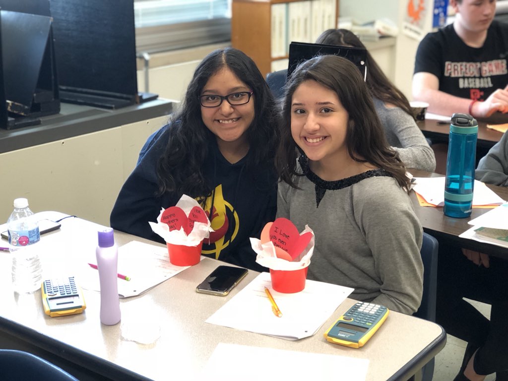 MrsPiechocinski's tweet photo. Chemistry students made bath bombs for Mother’s Day! #reallifechemistry #funistry @Maine_West #mainewest https://t.co/2WzOjF0eps