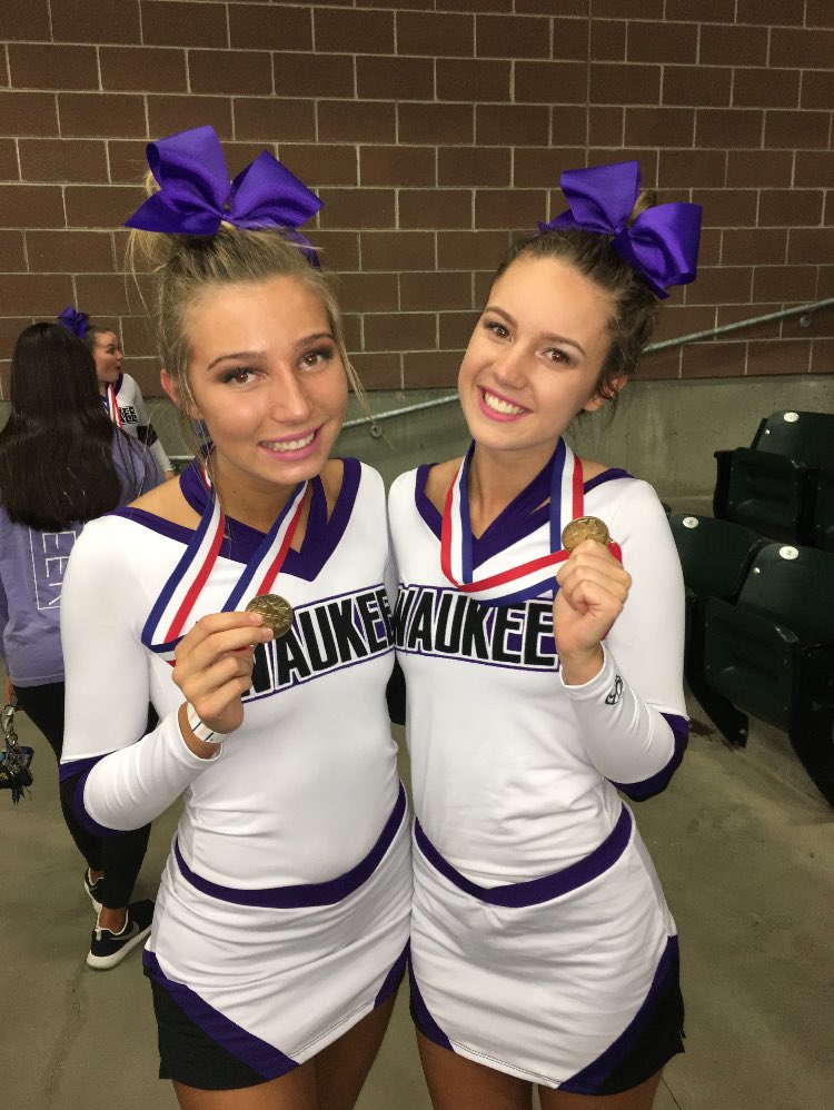 sarah_ummach's tweet photo. happy bday @Kaitlynkoesterr so glad we’ve had so many years of cheer together thx for making it so fun!!💓💓 hope you have the greatest day see you at practice☺️ https://t.co/ruP41wBsnf