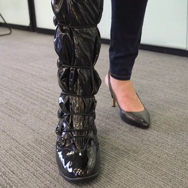 QuebecFootDoc's tweet image. Happy Thursday everyone.

This can be Useful for rainy days ☔  Heel covers 👟👠 Protect your shoes and feet 👣  Stay dry !!!! #shoecover #bootprotection #happyfeet #dryfeet

ift.tt/2qfYjzS ift.tt/2I8JEUV